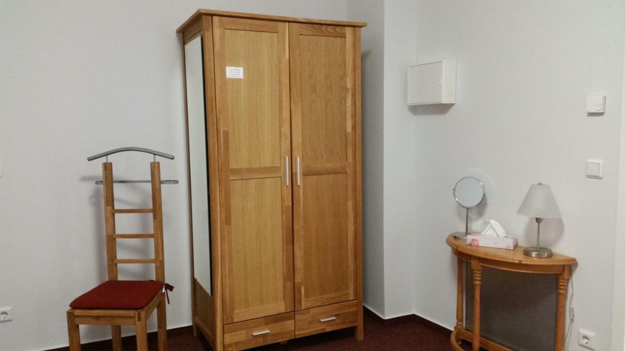 Guest house Am Dorfanger Hohennauen